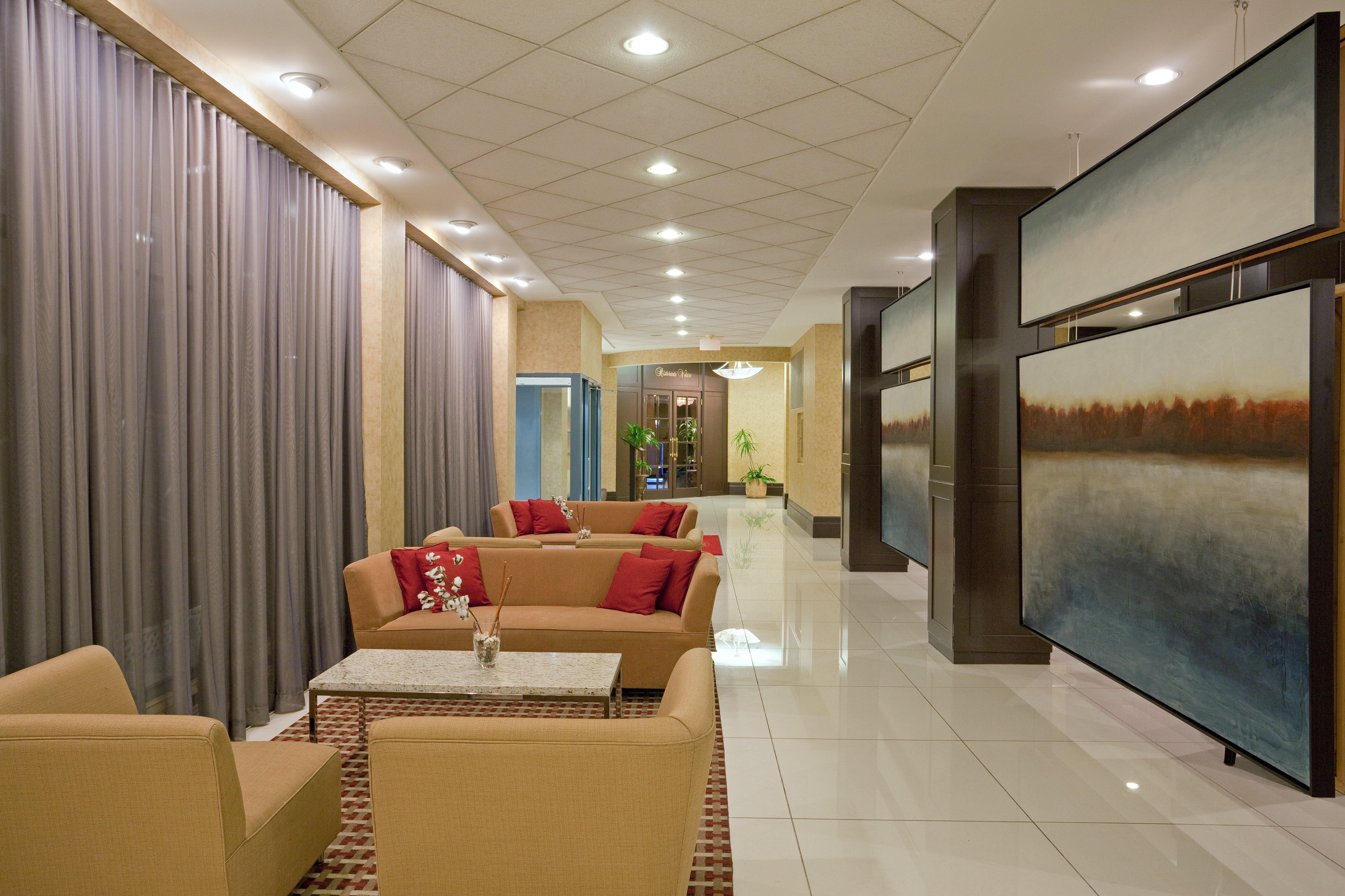 Armon Plaza Montreal Airpt, Trademark Collection By Wyndham Exterior photo