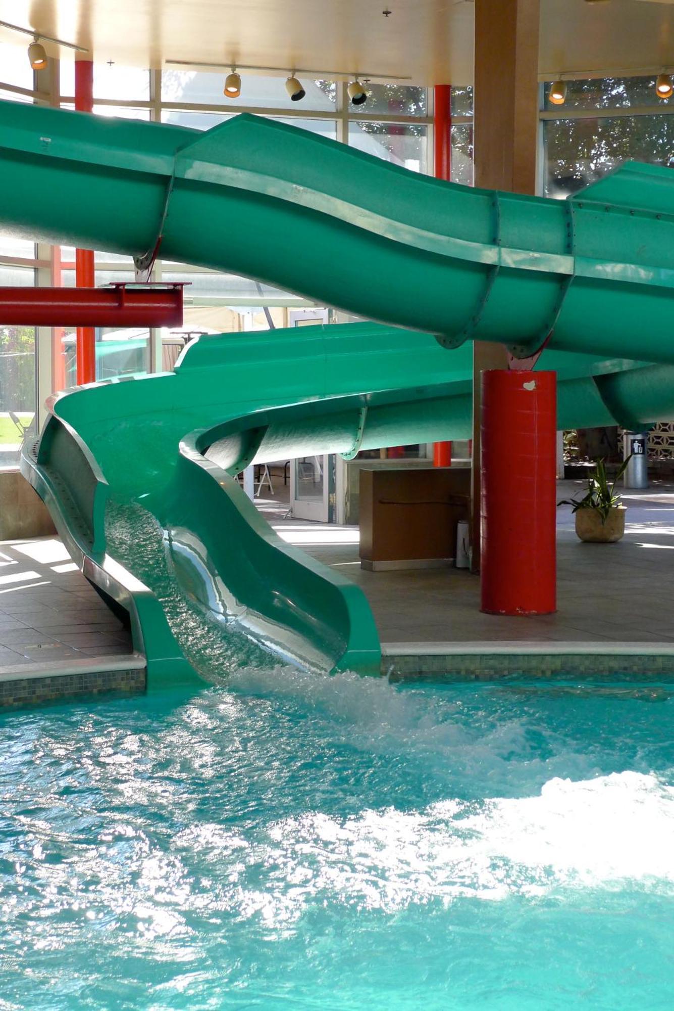 Armon Plaza Montreal Airpt, Trademark Collection By Wyndham Exterior photo